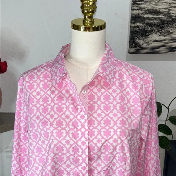 Talbots Pink Geometric Button Down Shirt - Picture 3 of 12